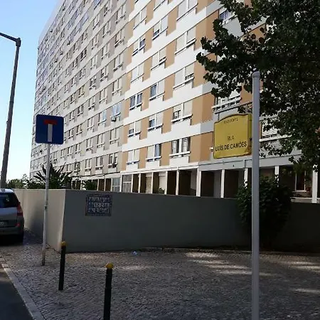 In Portela Near The Airport Lisboa