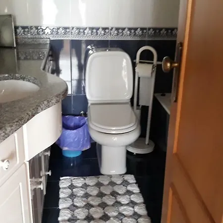 Апартаменти In Portela Near The Airport *